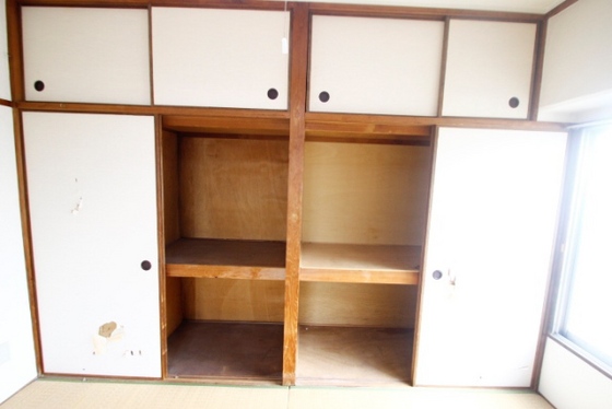 収納　※別号室の写真です