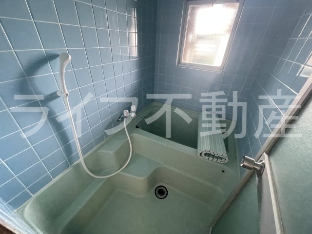 バス・シャワールーム　ゆったり過ごせるお風呂です