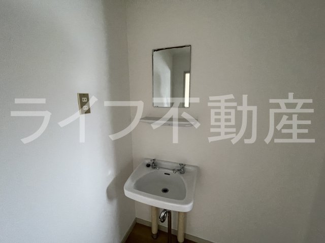 洗面設備　洗面所です