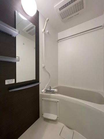 バス・シャワールーム　別号室イメージの為、現状を優先致します。