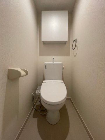 トイレ　別号室イメージの為、現状を優先致します。