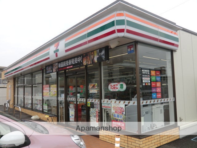 コンビニ　セブンイレブン知立牛田町店（コンビニ）まで887m