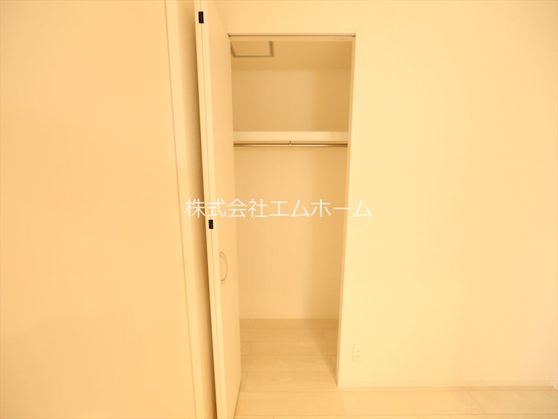 収納　クローゼット付