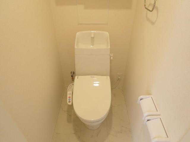 トイレ　シャワー付トイレ