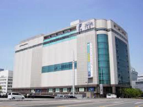 ショッピングセンター　福屋広島駅前店（ショッピングセンター）まで1034m