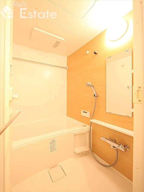 バス・シャワールーム　バスルーム