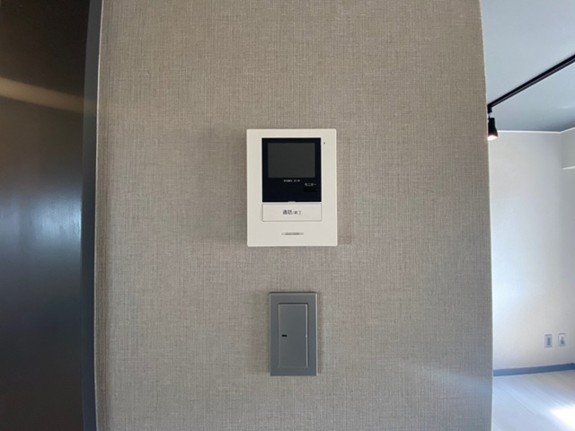 セキュリティ　モニター付インターホン