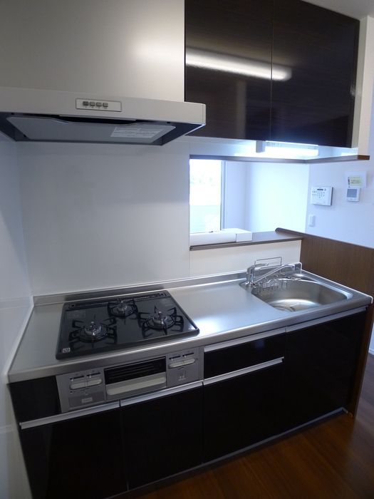 キッチン　人気のカウンターキッチンです。