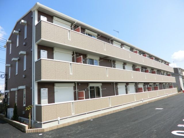 建物外観　インターネット無料です。