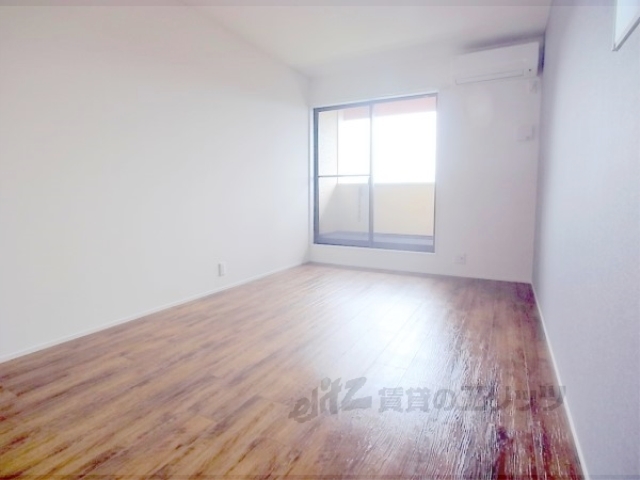 居室・リビング　明るいお部屋です。