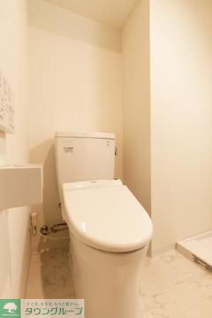 トイレ　※写真は同タイプ住戸です。