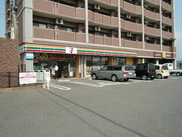 コンビニ　セブンイレブン 粕屋仲原店（コンビニ）まで319m