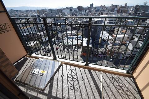 バルコニー　ベランダ