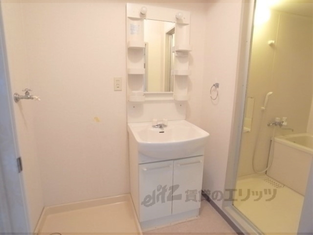 洗面設備　独立洗面台あります