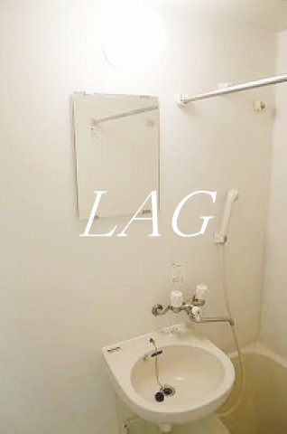 洗面設備　洗面台です。