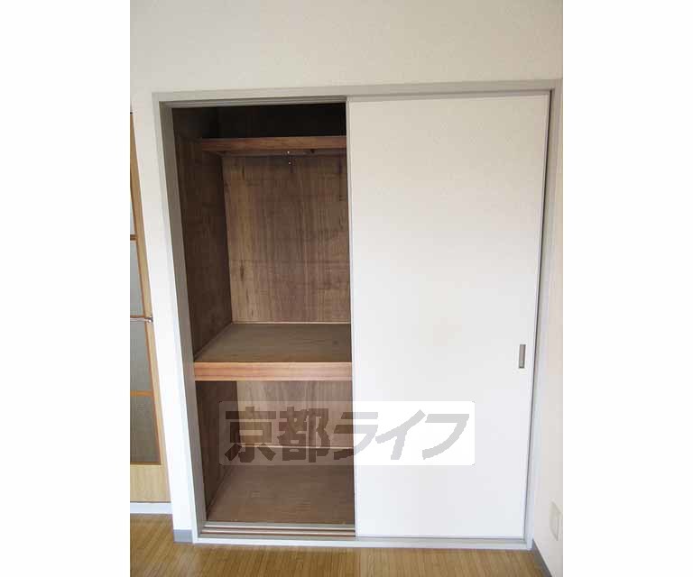 収納　押入れです・