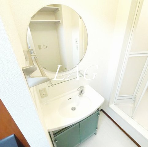 洗面設備　洗面台です。