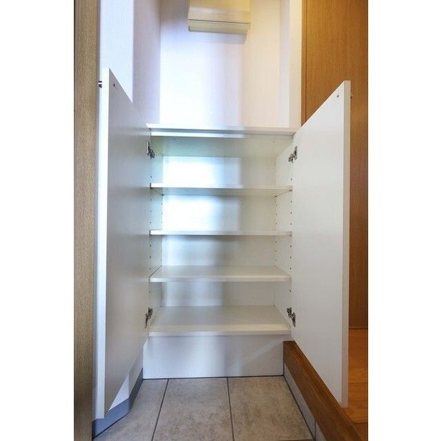 収納　シューズボックス