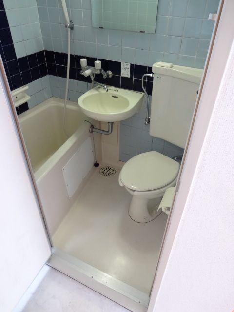 バス・シャワールーム