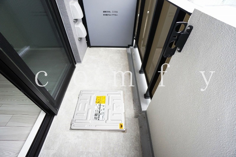 バルコニー　バルコニー