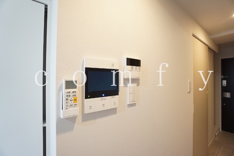 セキュリティ　モニター付きインターホン