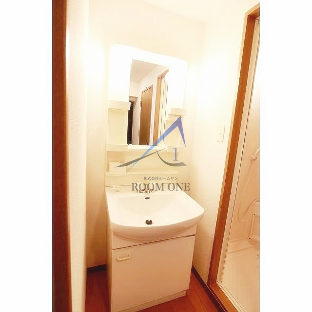 洗面設備　洗面台です。