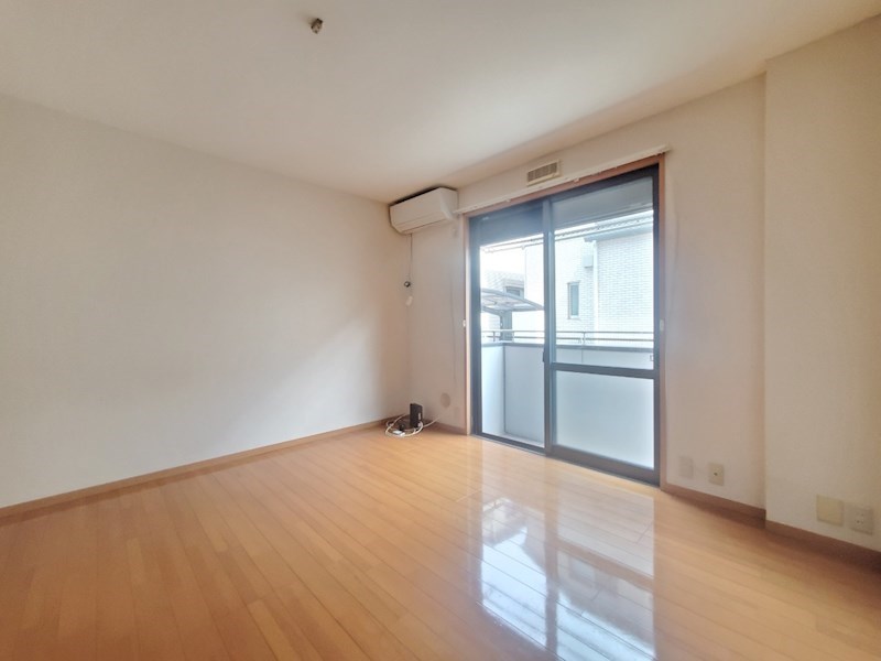 居室・リビング　他のお部屋の写真を使用しております。