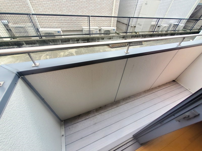 バルコニー　他のお部屋の写真を使用しております。