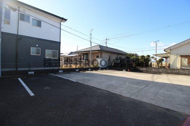 駐車場　駐車場完備です