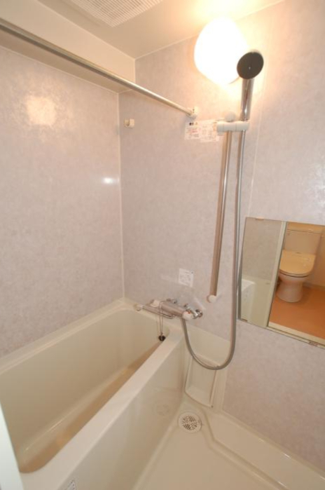 バス・シャワールーム　風呂