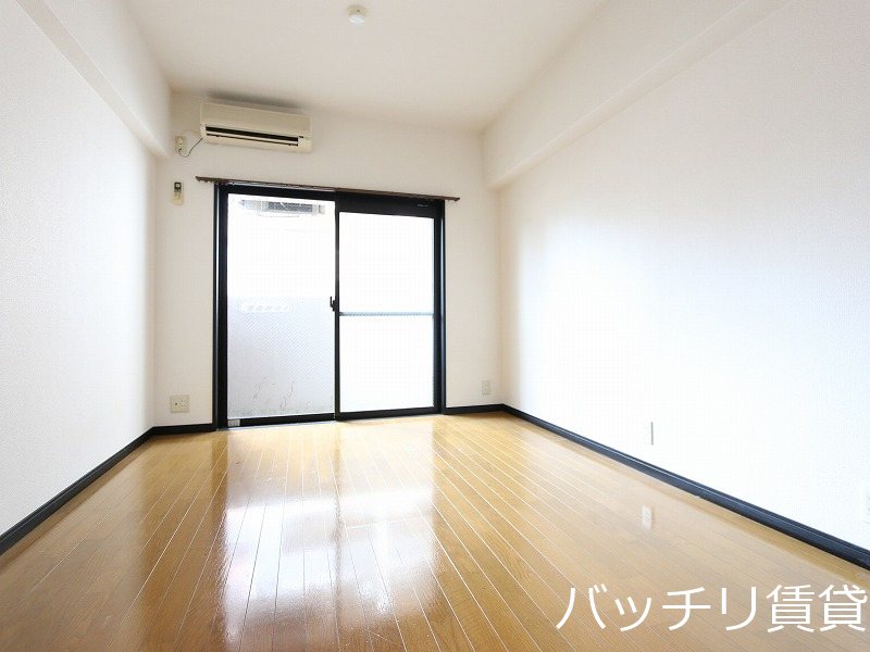 居室・リビング　同型タイプの為現状優先