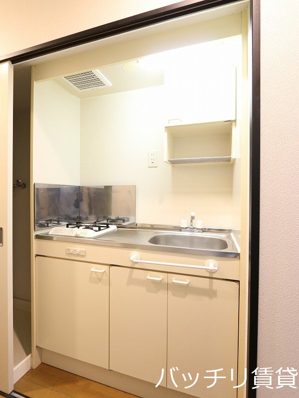 キッチン　同型タイプの為現状優先