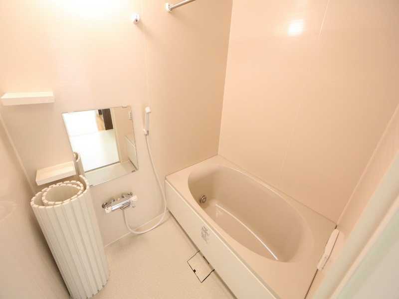 バス・シャワールーム　追い焚き機能付　浴室暖房乾燥機付お風呂