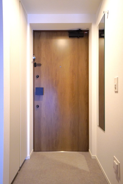 玄関　※写真は同タイプ住戸です。