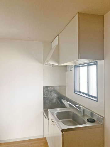 キッチン　「b’CASA佐倉IIIre-born」