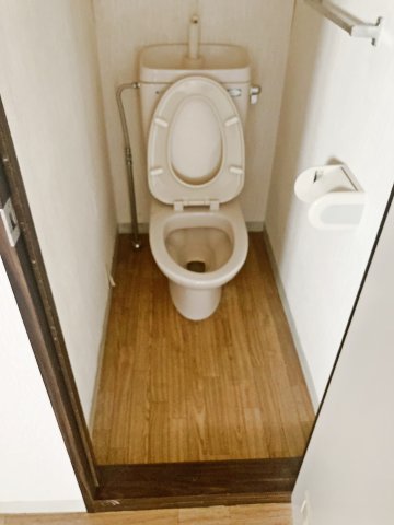 トイレ　「b’CASA佐倉IIIre-born」