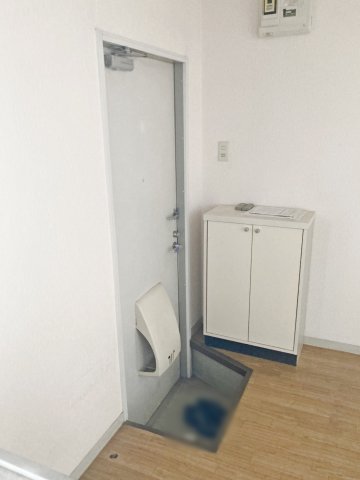 玄関　「b’CASA佐倉IIIre-born」