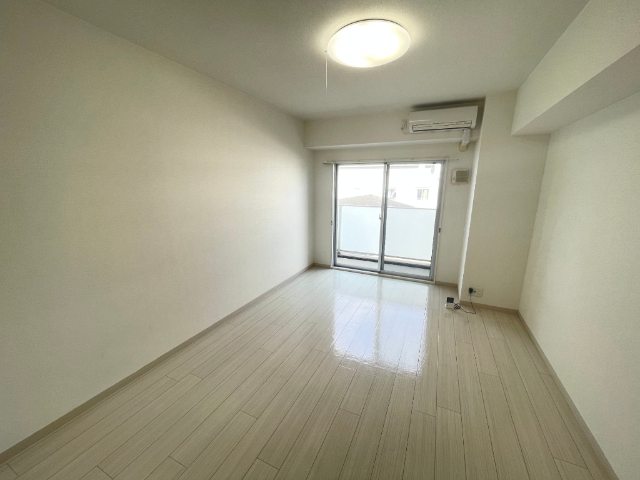 居室・リビング　日当たりの良いお部屋です