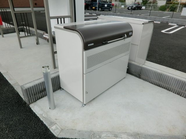 その他　敷地内ゴミ置き場あるので便利です！
