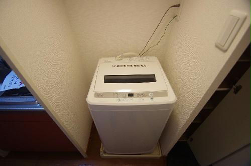 洗面設備　洗濯機設置済（仕様は異なる場合があります）