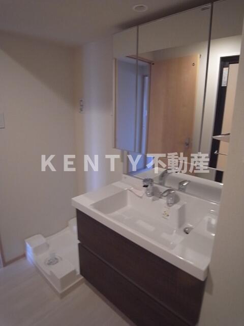 洗面設備　忙しい朝には欠かせない洗面所です