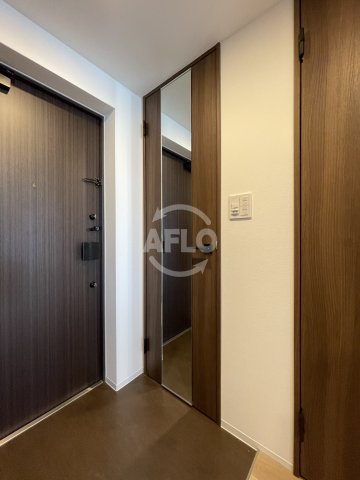 玄関　AFFLUENCE難波EAST　玄関