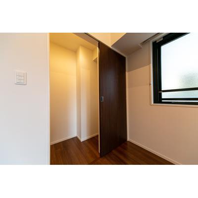 収納　※別部屋の参考写真です。