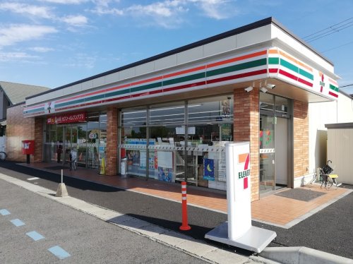 コンビニ　セブン-イレブン 草津若草店（コンビニ）まで538m