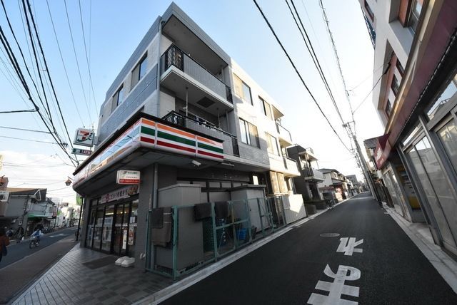 建物外観　★外観★