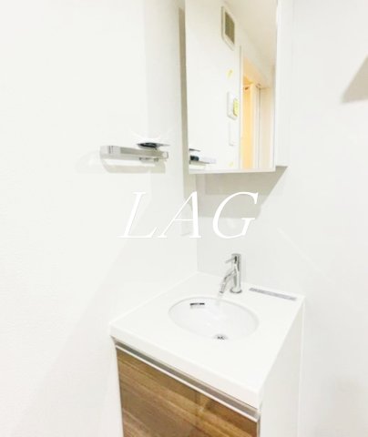 洗面設備　洗面台です。