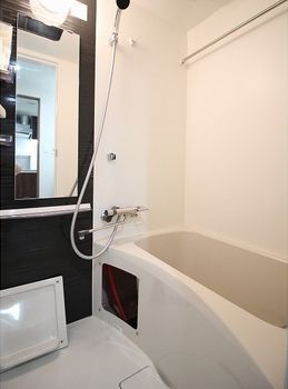 バス・シャワールーム　★浴室乾燥機付きバスルーム★