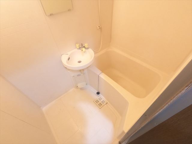 バス・シャワールーム　浴室