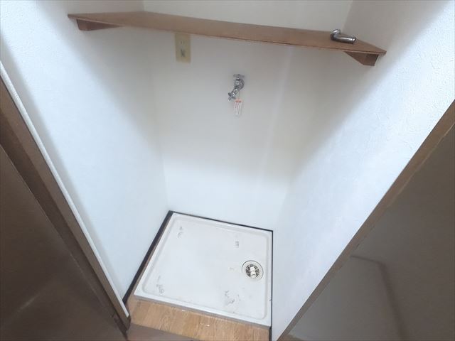 その他設備　室内洗濯パン。
