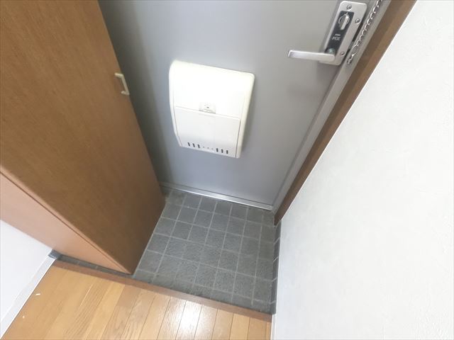 玄関　玄関でお出迎え